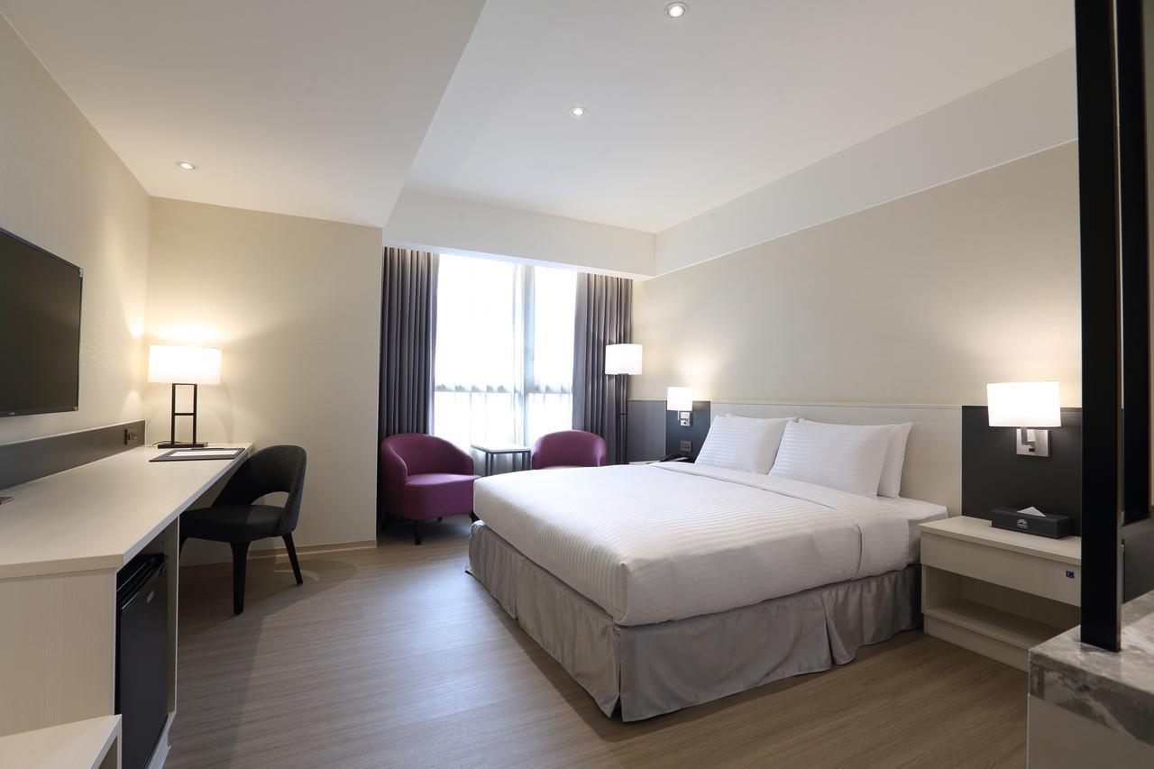 Full Kind Hotel Kota Hualien Bagian luar foto